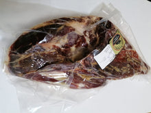 Cargar imagen en el visor de la galería, CENTRO DE JAMÓN DE CEBO IBÉRICO 50% raza Ibérico LIMPIO (4,5KG A 5KG)